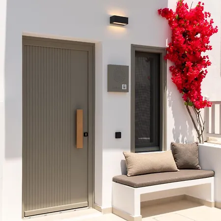 Sunsal Luxury - Earth * Naousa (Paros)